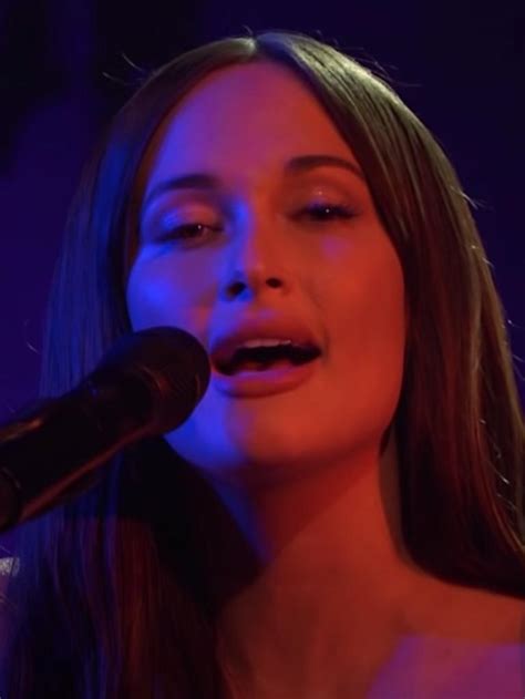 kacey musgraves nude|Watch Kacey Musgraves Go Naked for Her SNL Performance